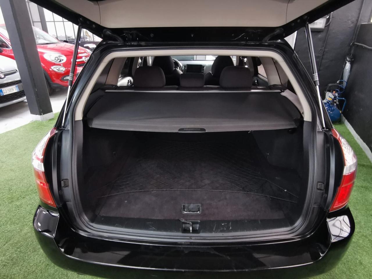 Subaru Legacy 2.0i SW BLACK LINE EDITION 4X4 BI-FUEL