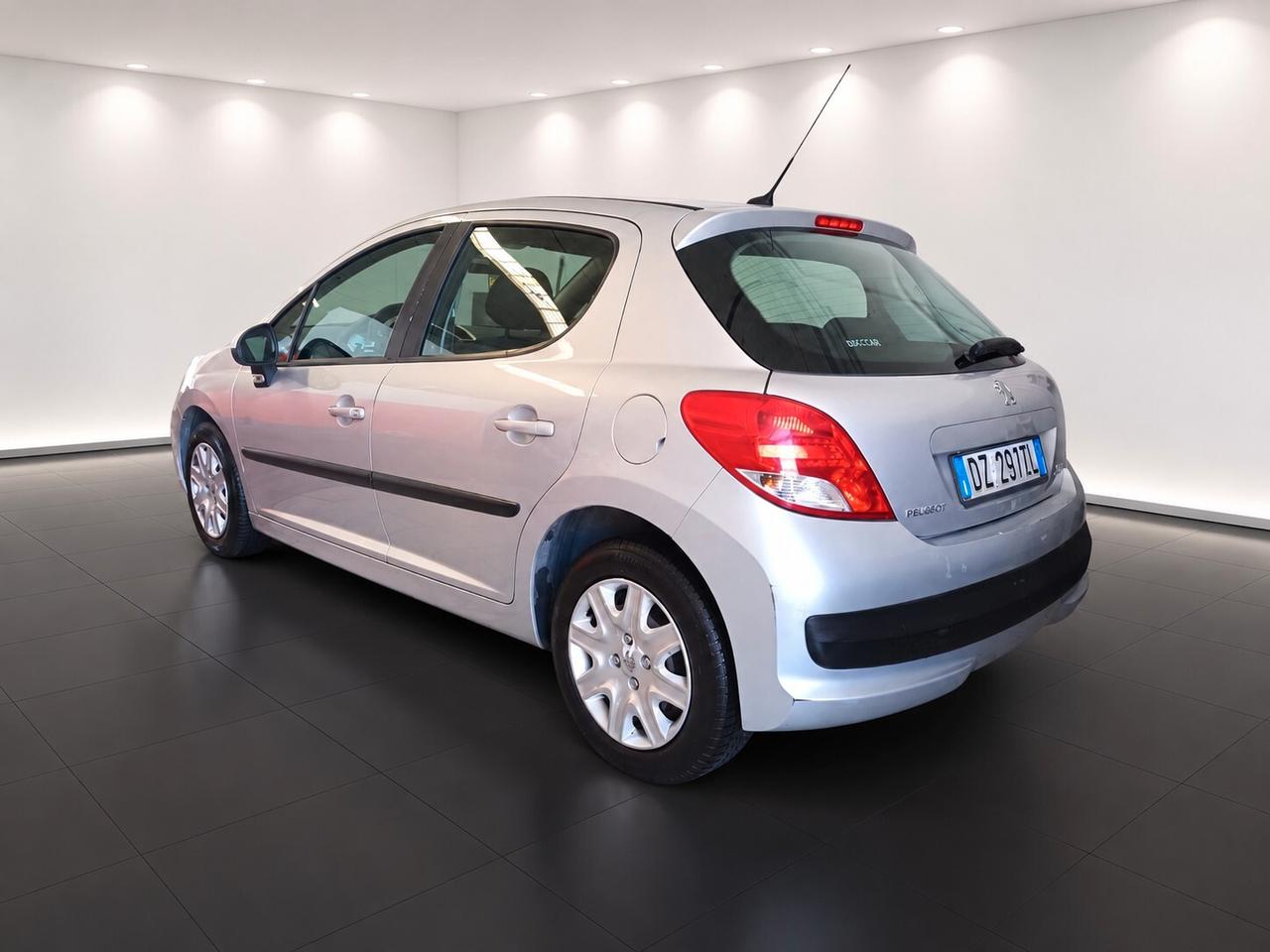Peugeot 207 1.4 2010 HDI 70CV XS 5P Unicoproprietario Km 149.000 Distribuzione Fatta
