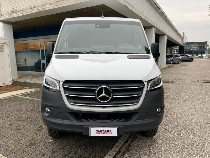 Mercedes-Benz Sprinter 319 2.0 cdi F 37/35 rwd H2 9G-tronic