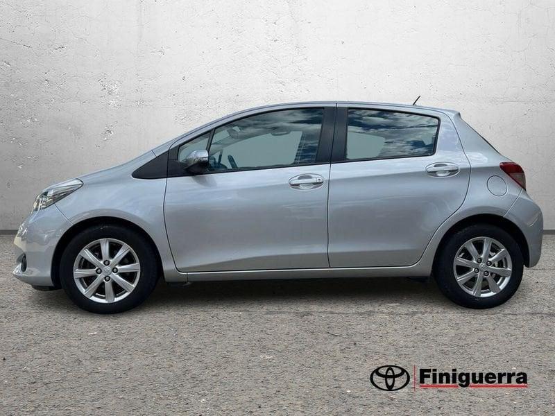 Toyota Yaris Yaris 1.3 5 porte Lounge Multidrive S