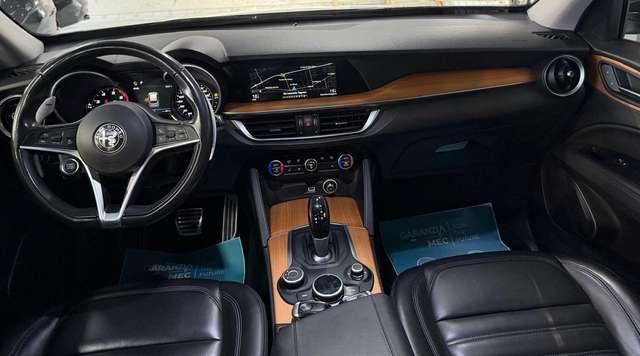 Alfa Romeo Stelvio Benzina 280Cv Tagliandi certificati