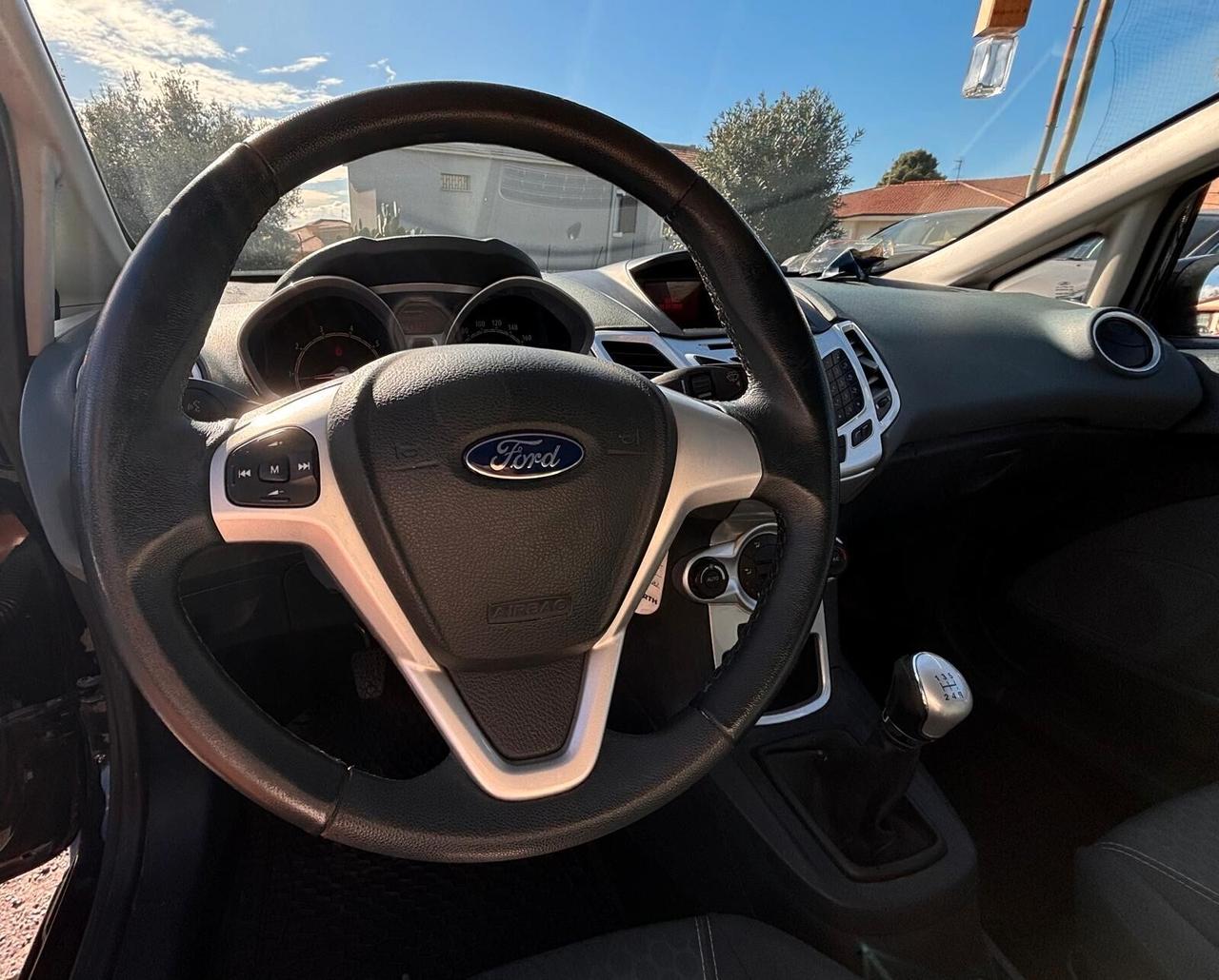 Ford Fiesta 1.2 82CV 3 porte Titanium