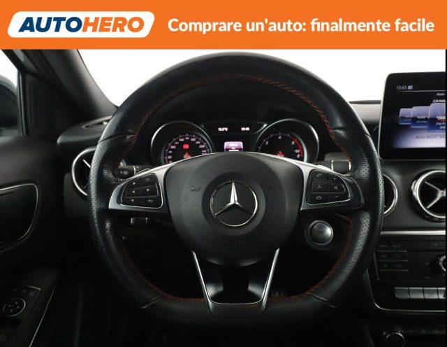 MERCEDES-BENZ GLA 200 d Automatic Premium