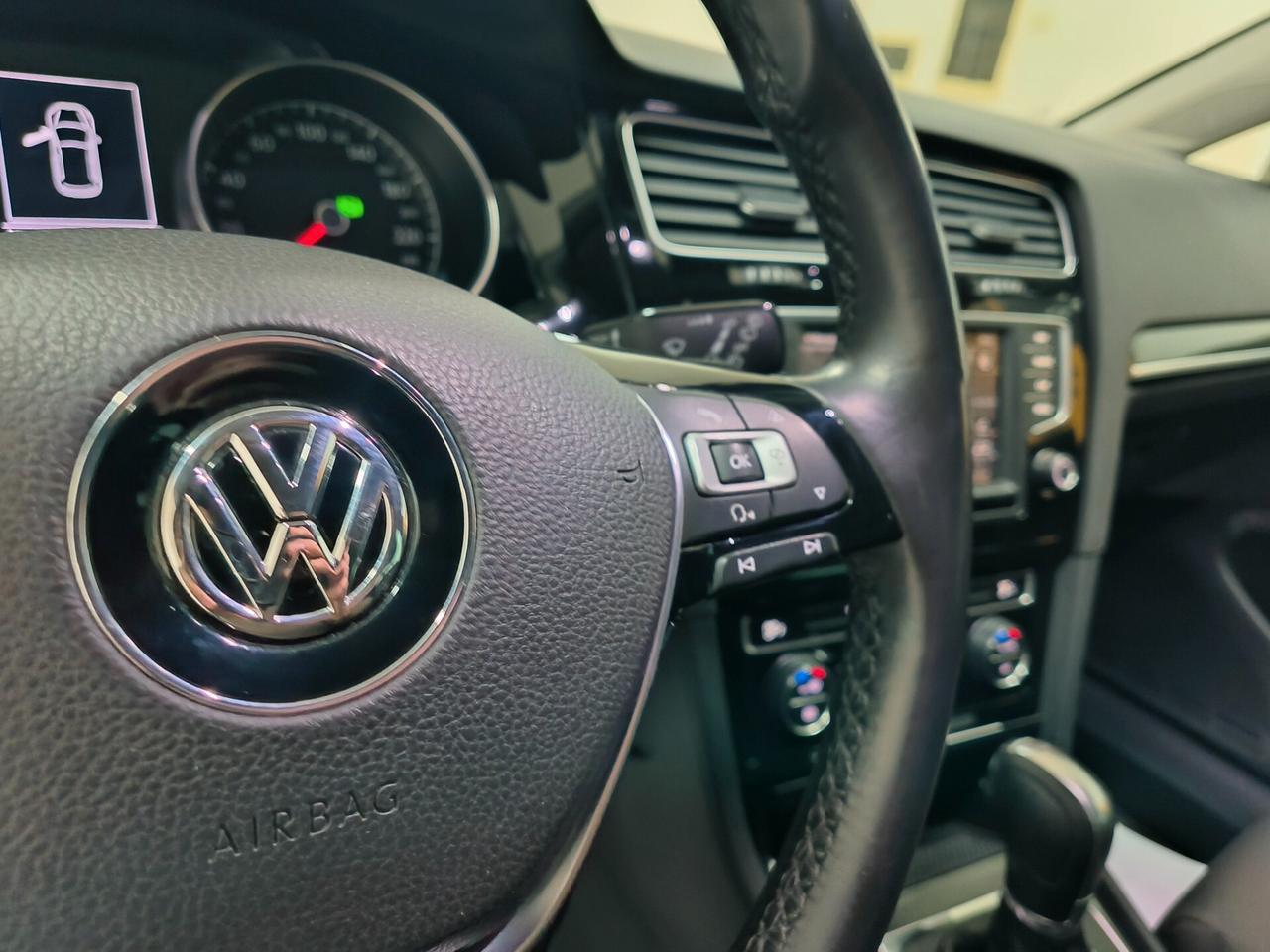 Volkswagen Golf 1.6 TDI 5p. Highline BlueMotion Technology