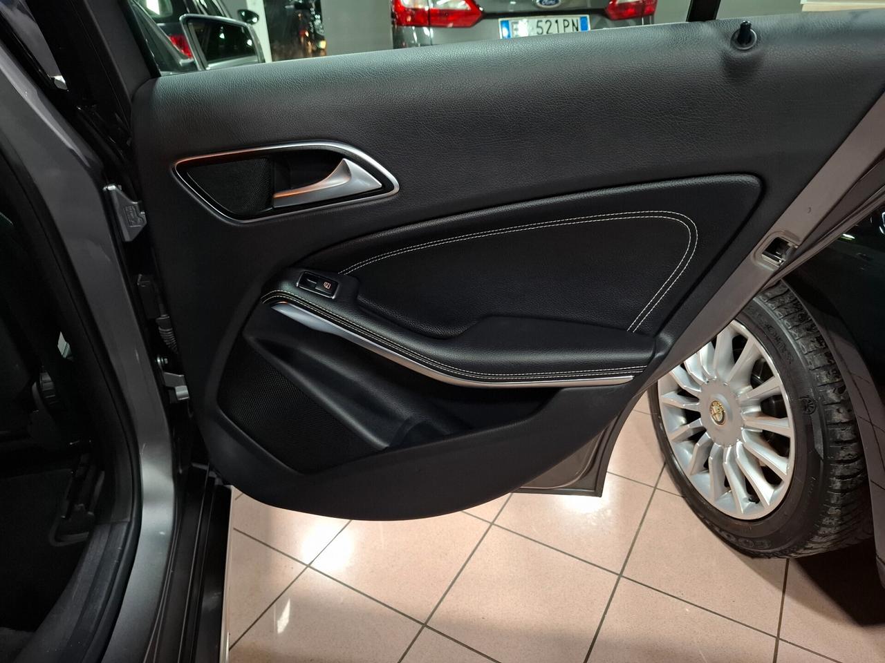 Mercedes-benz A 180 d Sport Neopatentato