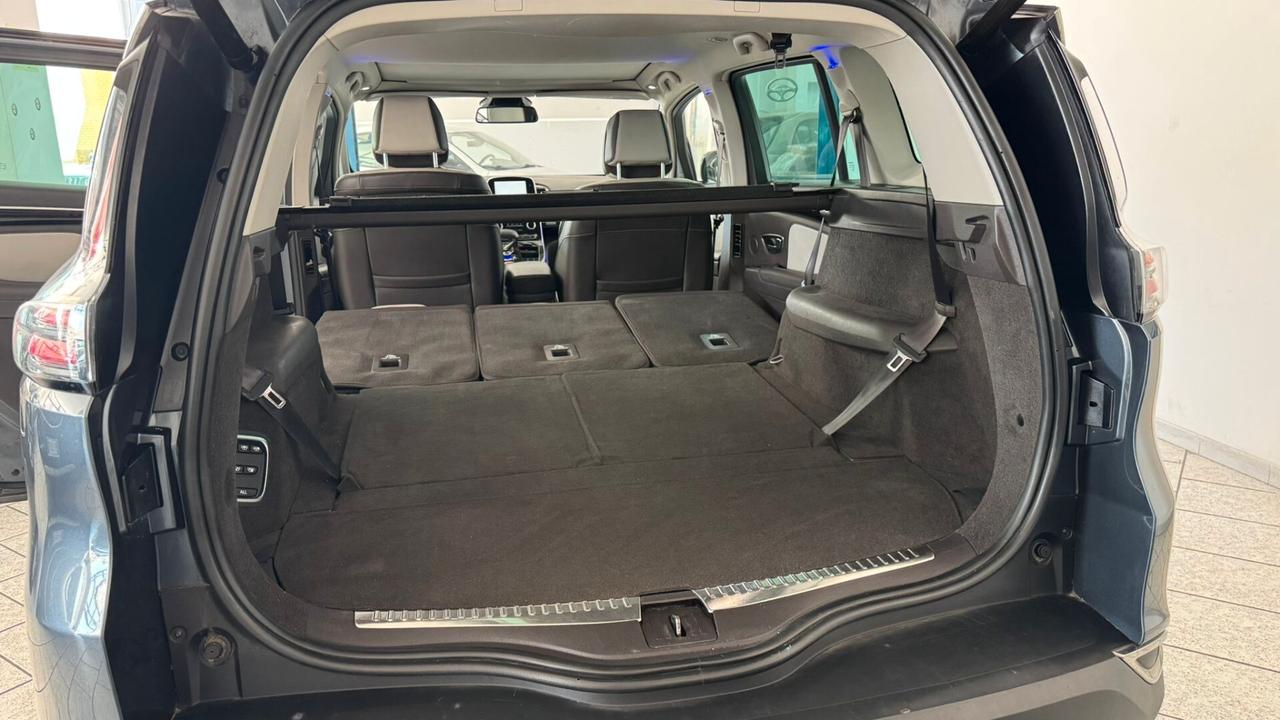 Renault Espace dCi 160CV EDC Energy Initiale Paris 4Control