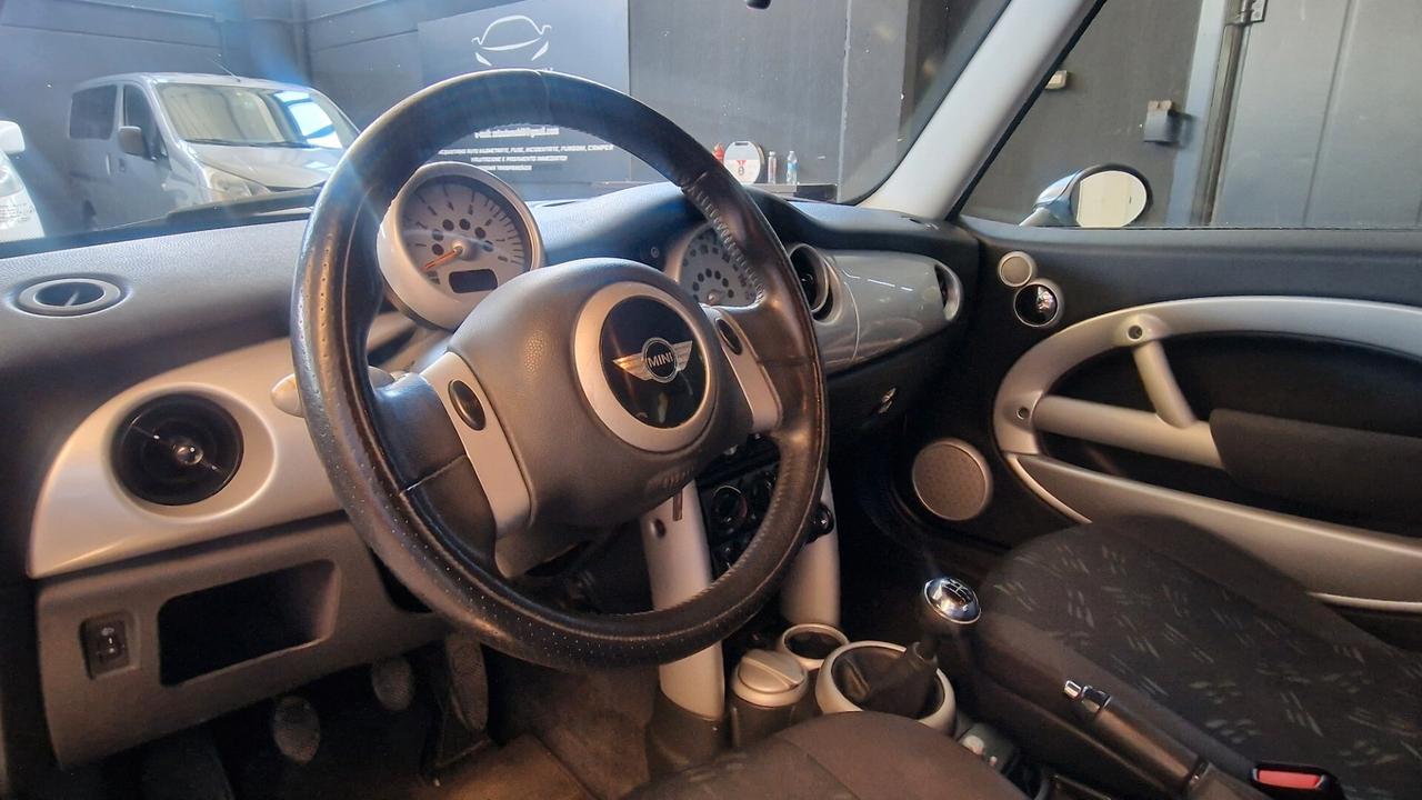 Mini Mini 1.6 16V One