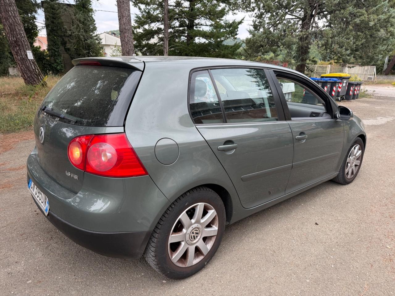 Volkswagen Golf 1.6 16V FSI 5p. Comfortline