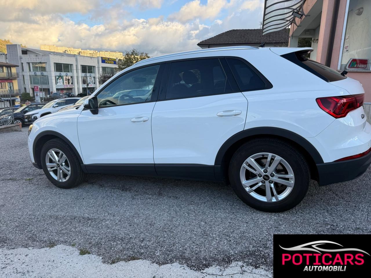 Audi Q3 35 TDI Business