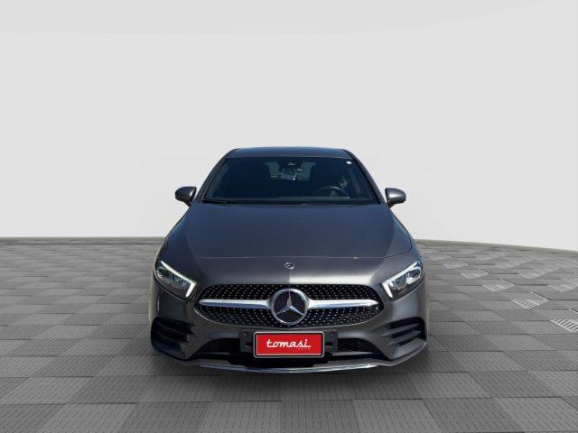 MERCEDES-BENZ A 180 A 180 d Automatic Premium