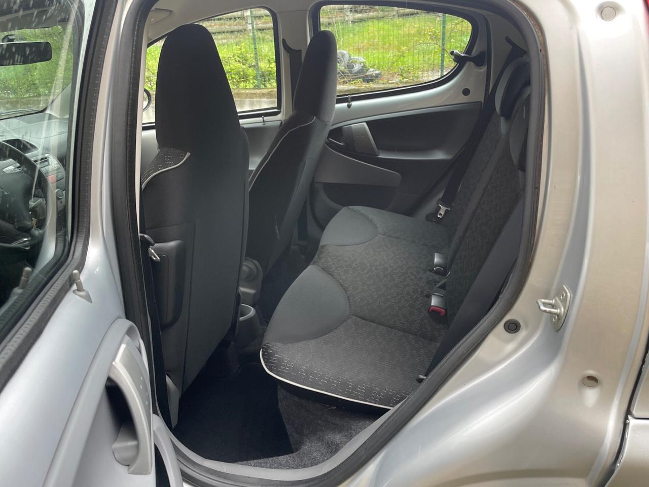 Peugeot 107 1.0 68CV 5p. Plaisir