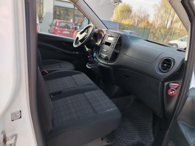 MERCEDES-BENZ VITO 111 CDI