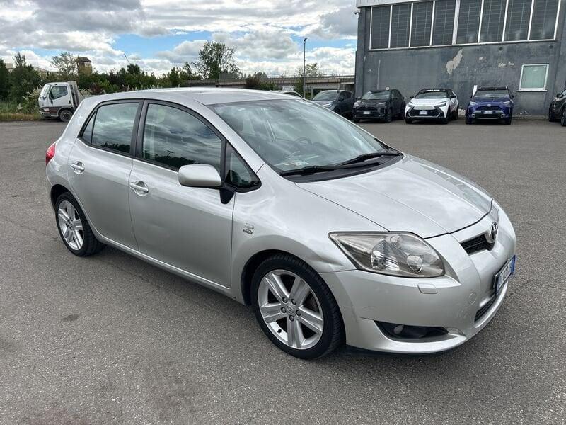 Toyota Auris 2.2 D-Cat 5 porte