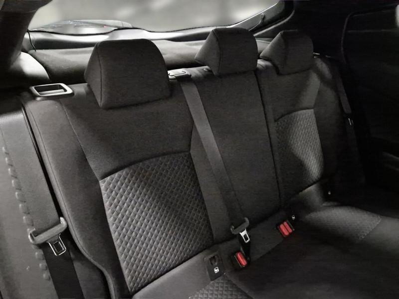 TOYOTA C-HR 1.8H 98CV E-CVT Business