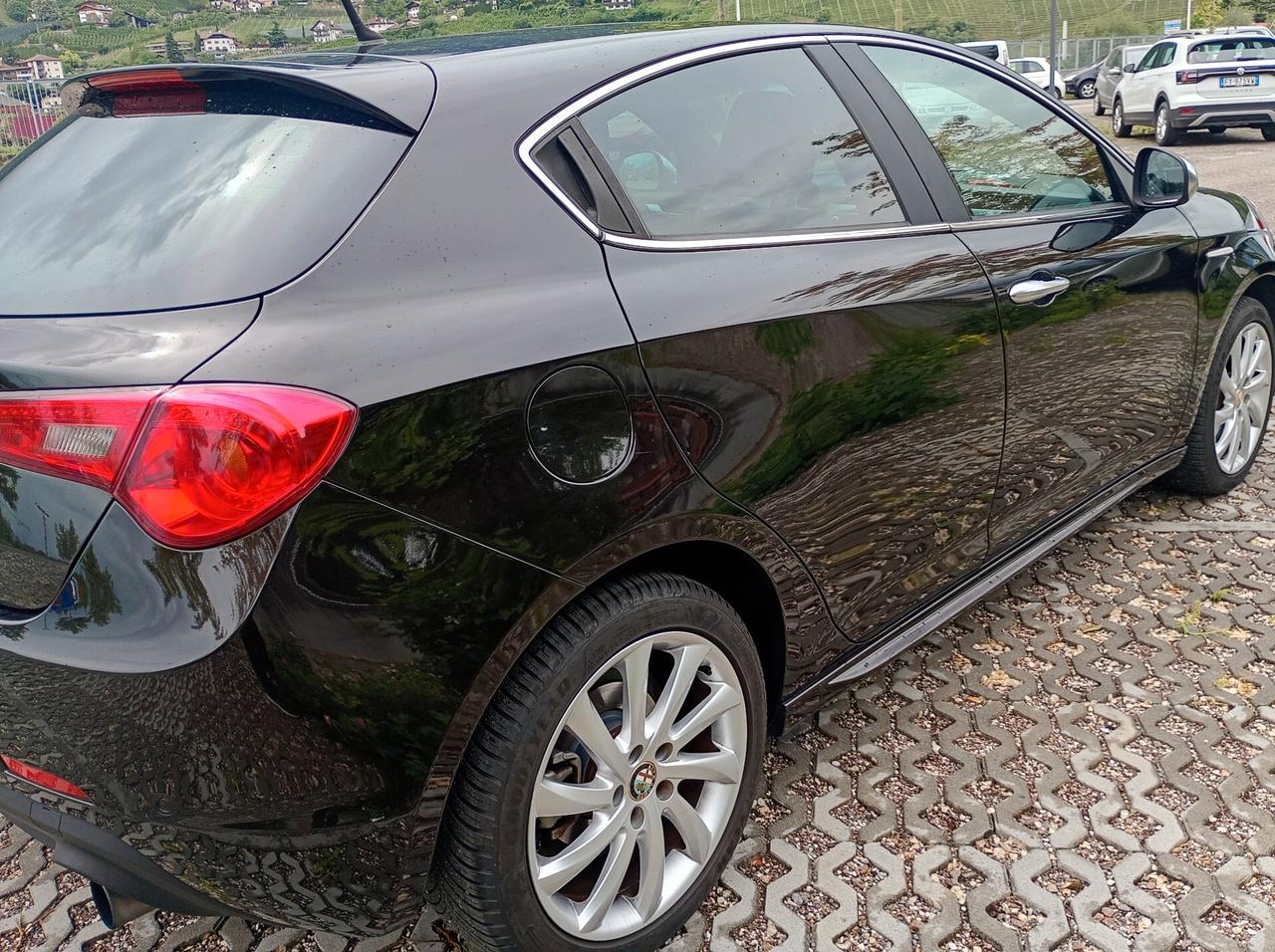 Alfa Romeo Giulietta 2.0 JTDm-2 140 CV Distinctive
