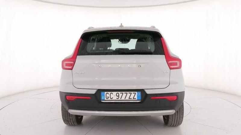 Volvo XC40 1.5 t3 Momentum Pro 163cv auto my21