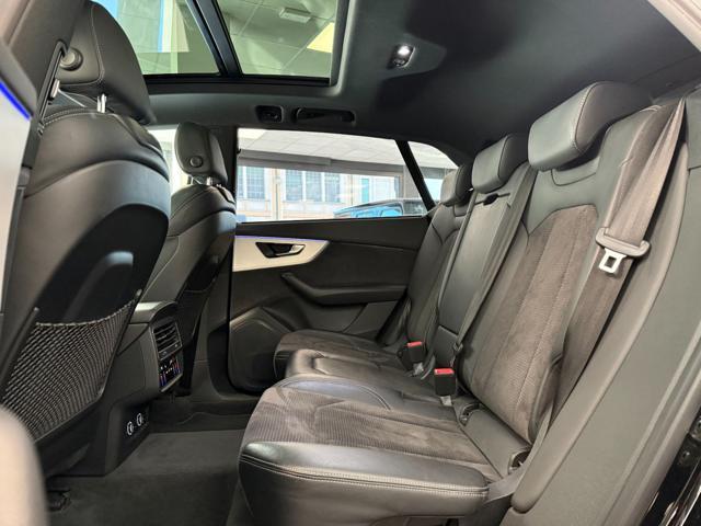 AUDI Q8 50 TDI quattro tiptronic S-Line / TETTO / 360°