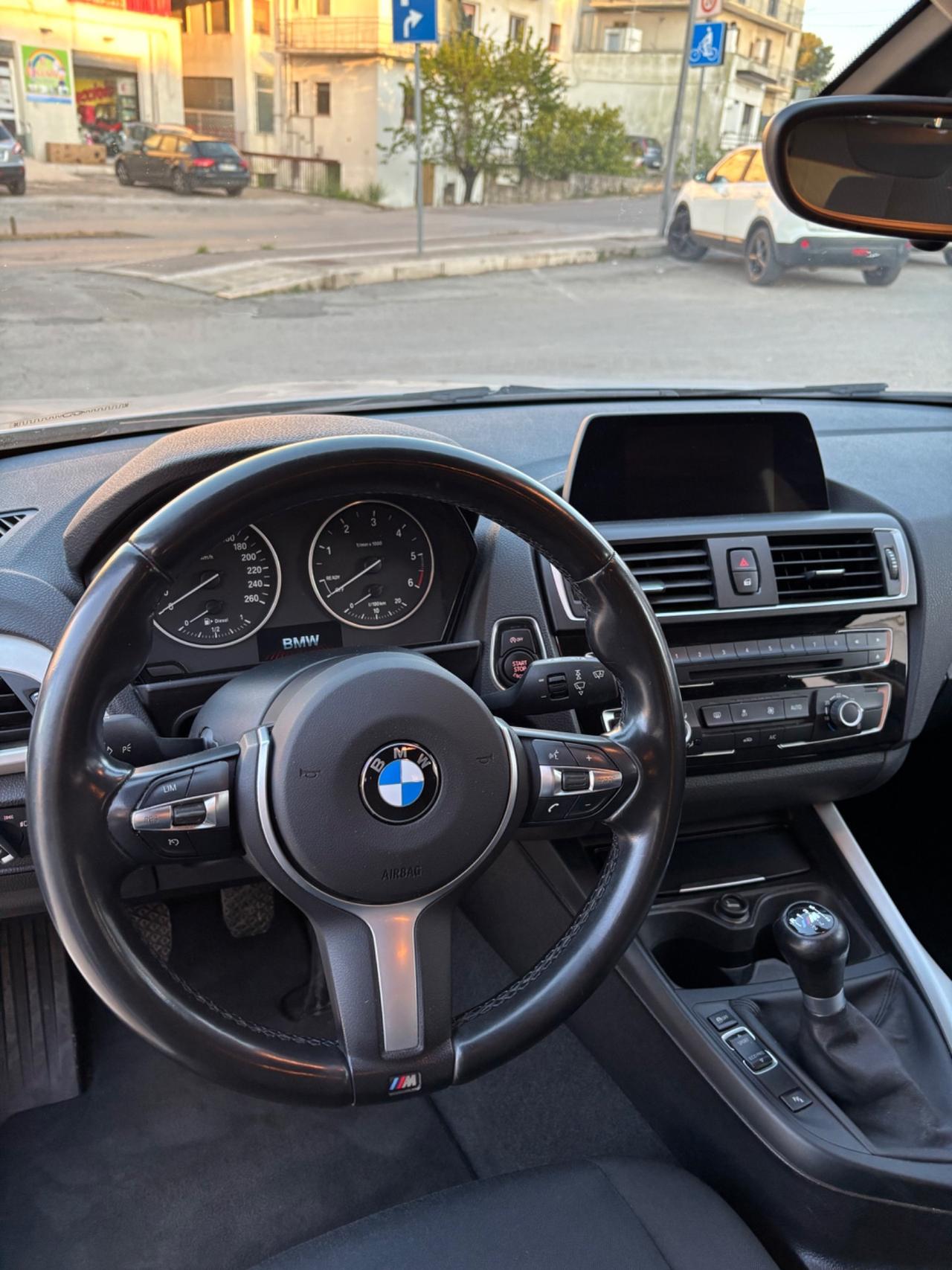 Bmw 116 116d 5p. Business