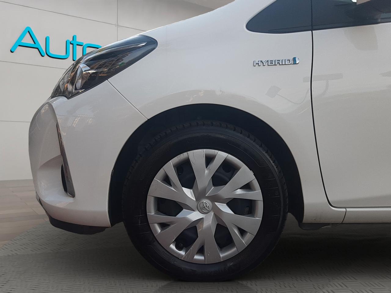 Toyota Yaris 1.5 Hybrid 5 porte Business