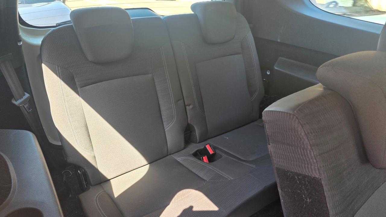 Dacia Lodgy 1.2 TCe 115CV 7 posti Lauréate
