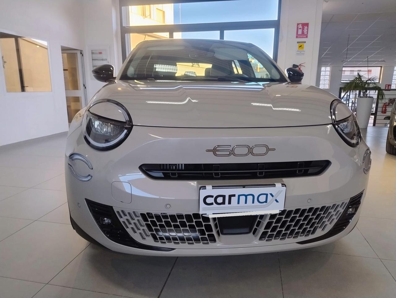 Fiat 600 Hybrid 100 CV DCT MHEV La Prima