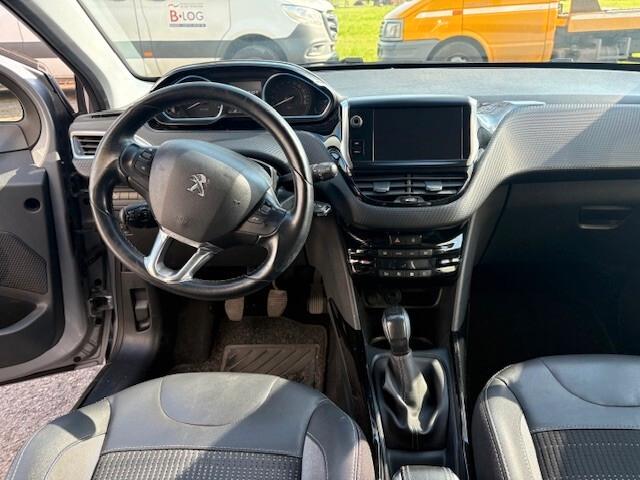 Peugeot 2008 BlueHDi 100 Allure