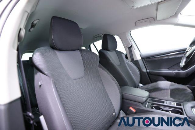 SKODA Octavia 1.0 E-TEC DSG WAGON STYLE FARI LED AUTOMATICA