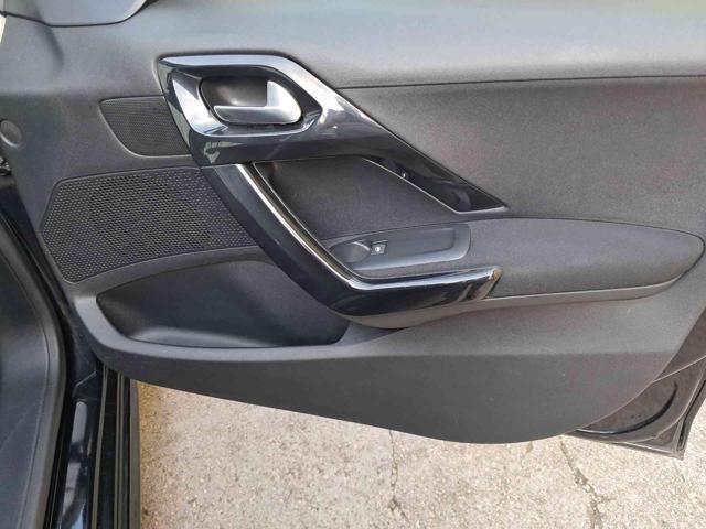 PEUGEOT 208 1° serie 1.2 VTi 82 CV 5 porte Allure
