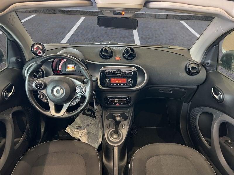 smart fortwo fortwo 90 0.9 T twinamic cabrio Passion