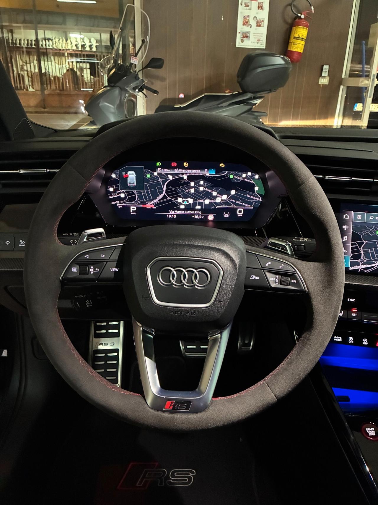 Audi RS3 2.5 TFSI 400 CV QUATTRO S-TRONIC SPORTBACK CARBOCERAMICA