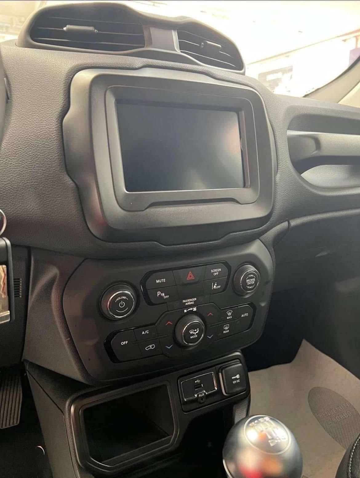 JEEP RENEGADE 1.0 130 CV AUTO A NOLEGGIO CON KM ILLIMITATI