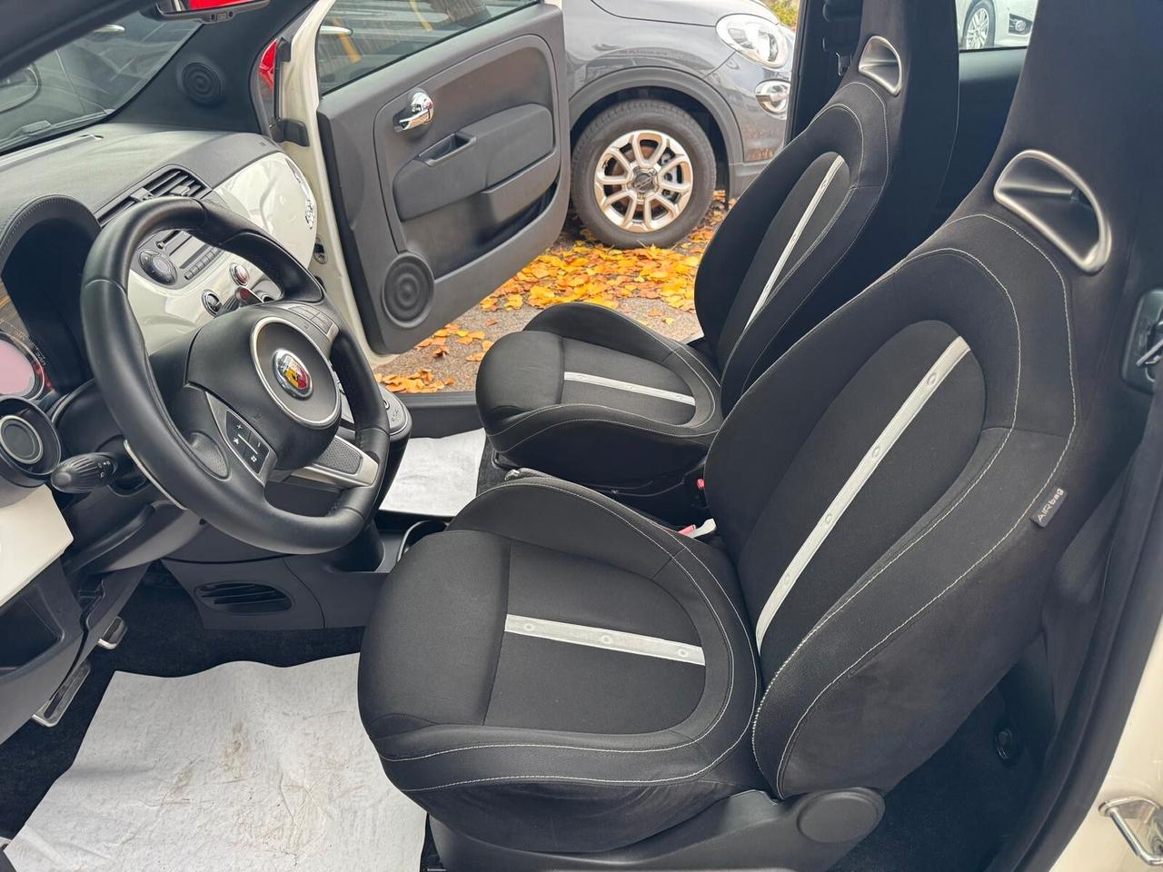 Abarth 500 C 1.4 Turbo T-Jet MTA