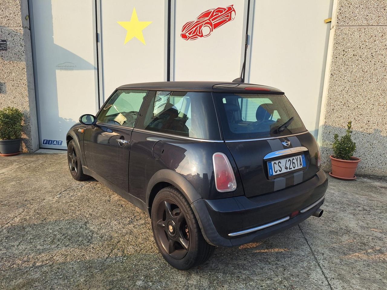 Mini One DE LUXE 1.6b 16v euro 4