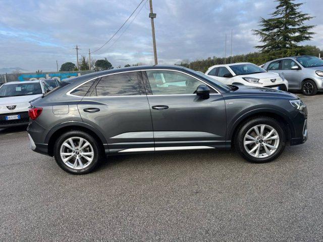 AUDI Q3 35 TDI S line edition