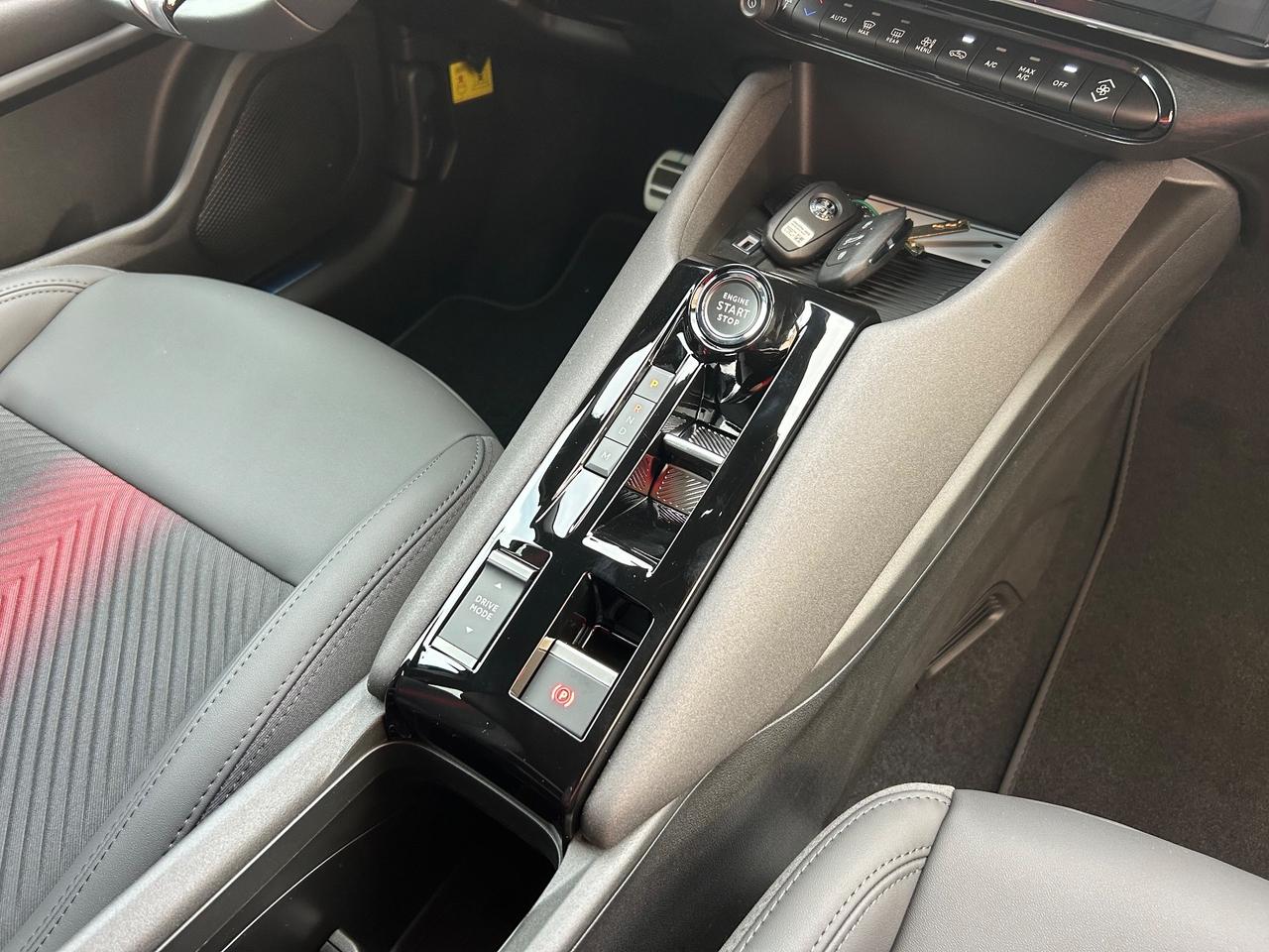 Alfa Romeo Junior 1.2 145 CV Hybrid Speciale