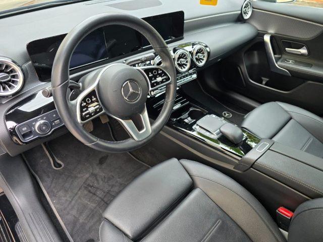 MERCEDES-BENZ A 180 Automatic Sport