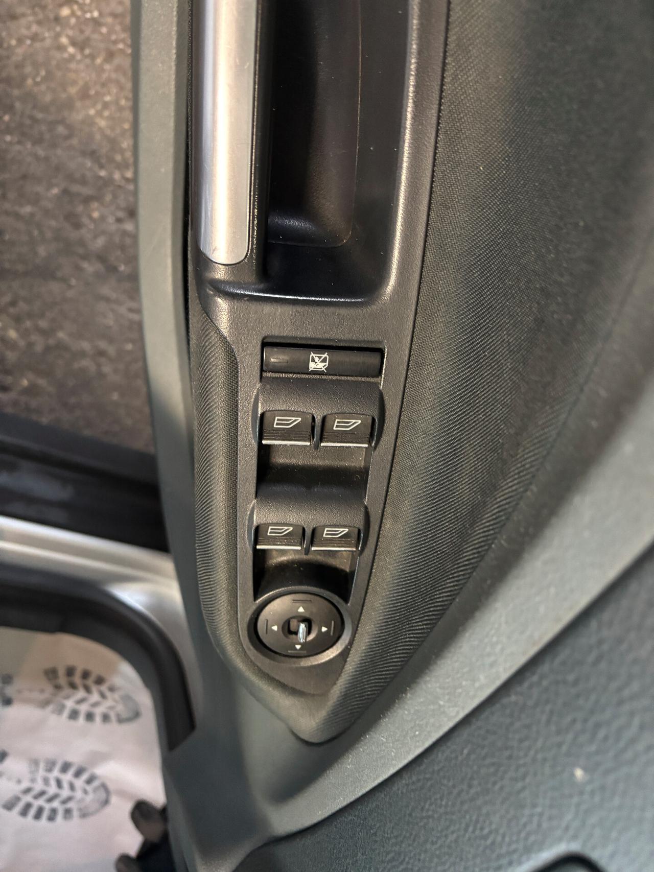 Ford C-Max 1.6 TDCi 70KW 95CV Titanium NEOPATENTATO