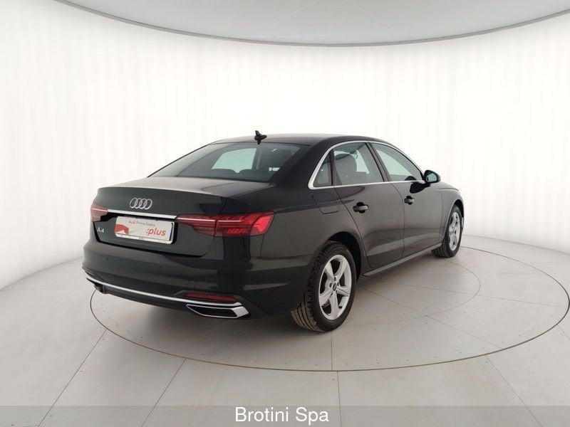 Audi A4 30 TDI/136 CV S tronic Business Advanced