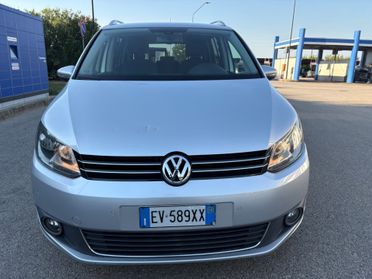 Volkswagen Touran 2.0 TDI 140 CV DSG 7 posti