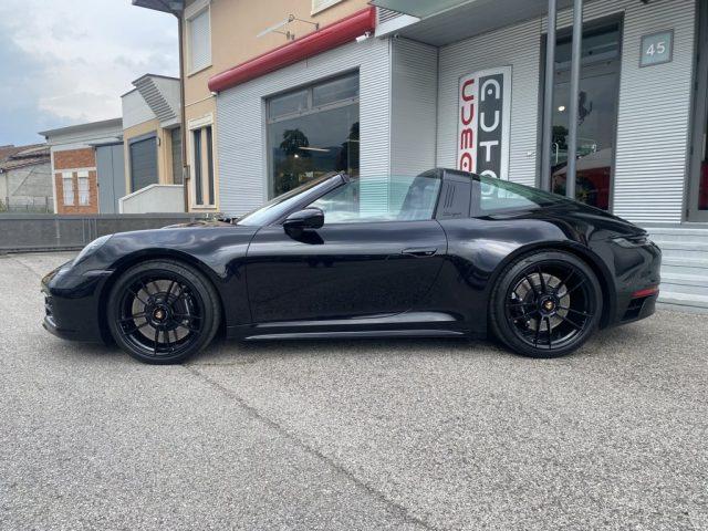 PORSCHE Targa 4 GTS