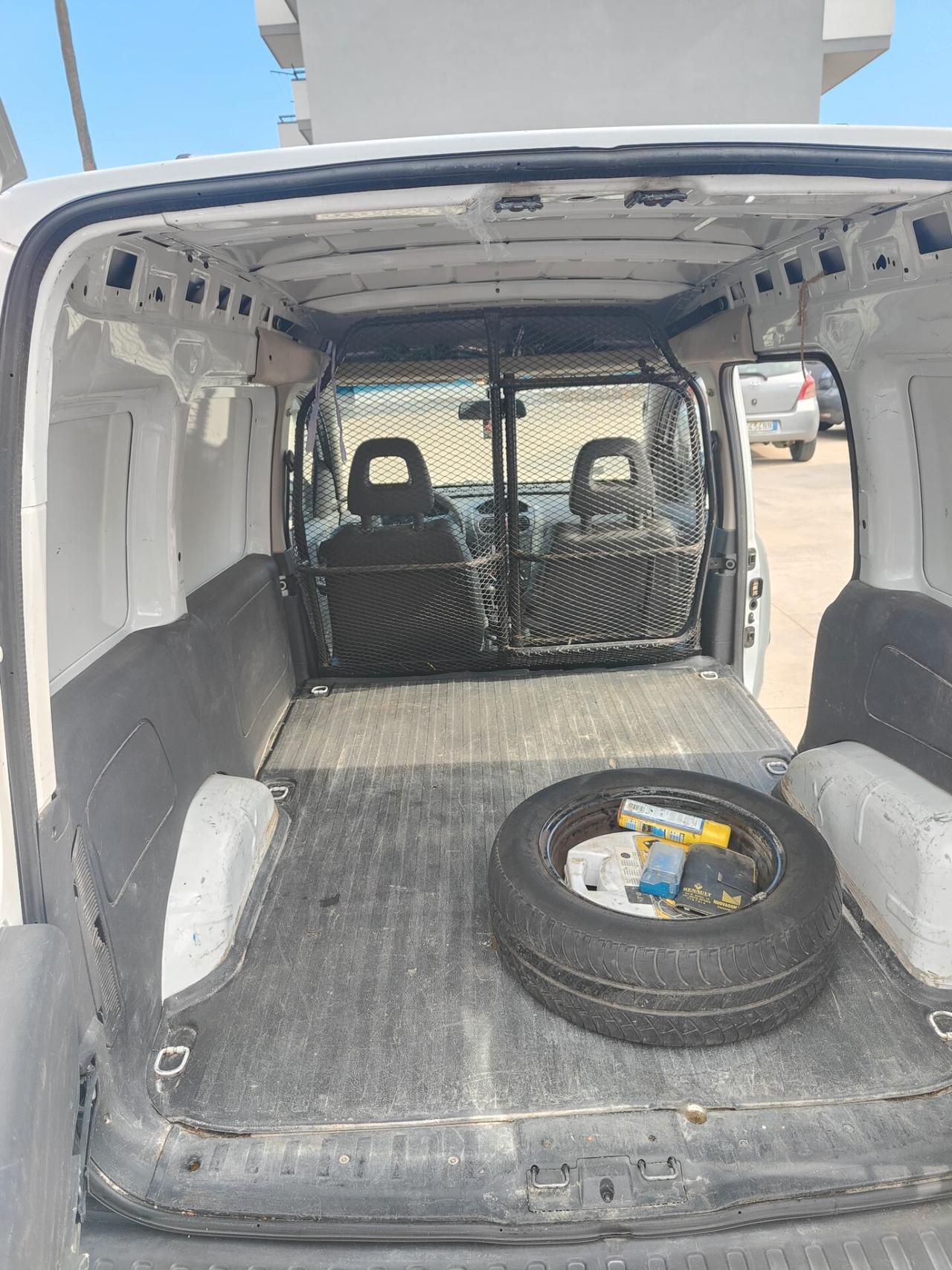 OPEL COMBO MeTANO - PRoVENIENZA TOSCANA