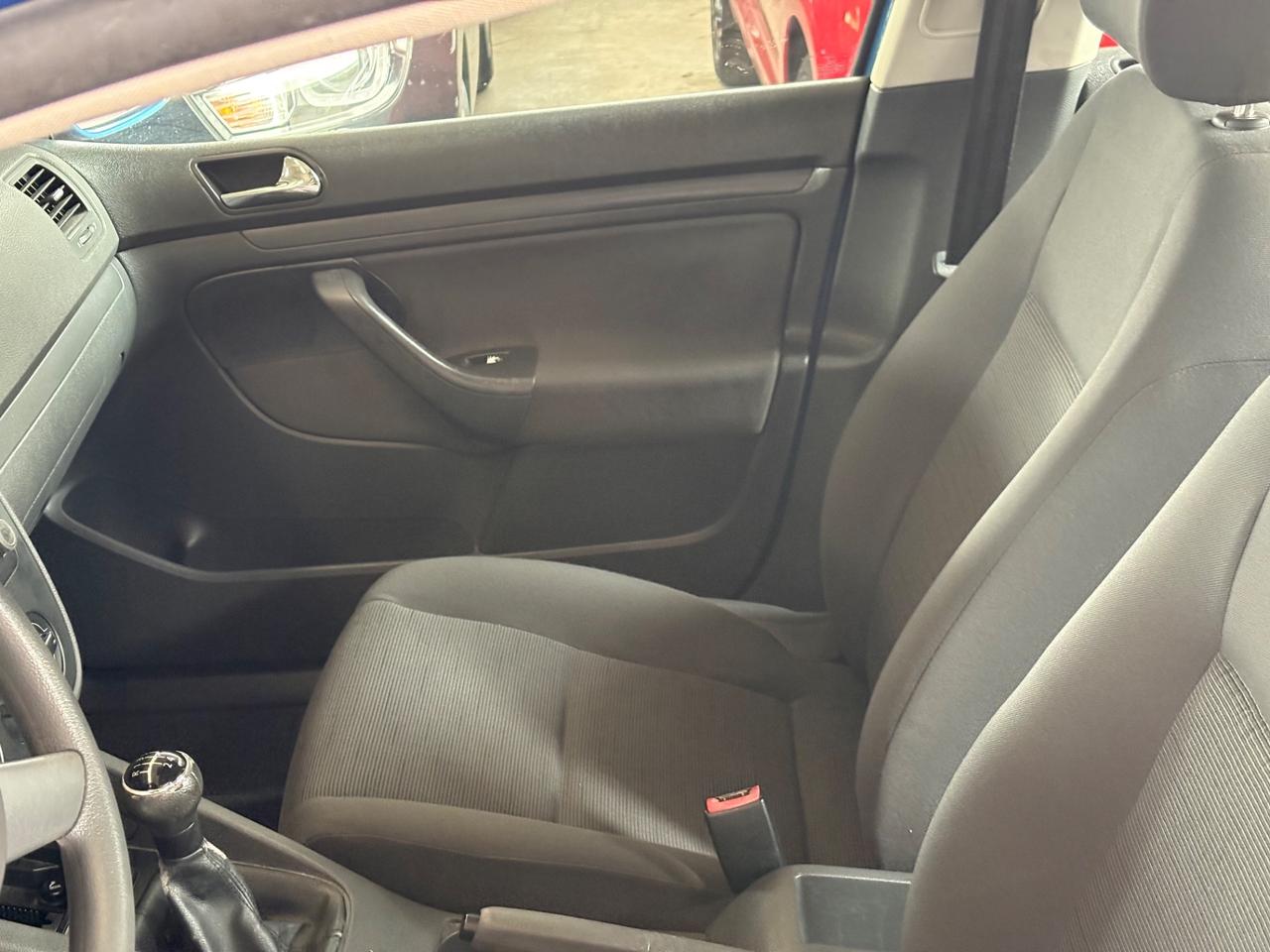 Volkswagen Golf 1.4 16V FSI 5p. Trendline