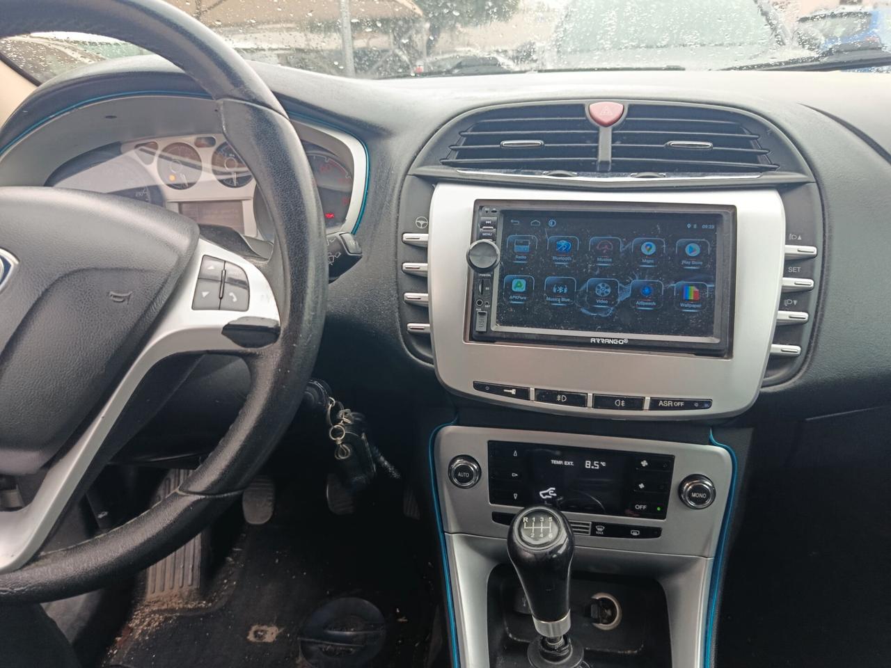 Lancia Delta 1.4 T-JET GPL