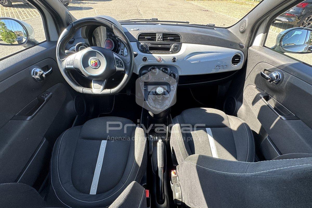ABARTH 500 1.4 Turbo T-Jet Custom