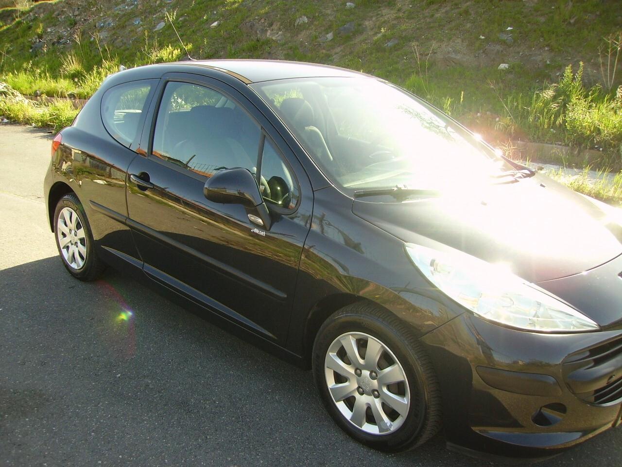 Peugeot 207 1.4HDI A-F-F-A-R-O-N-E 2007