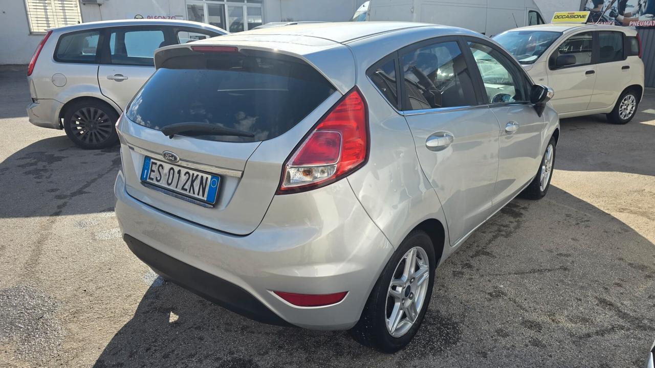 Ford Fiesta 1.5 TDCi 75CV 5 porte