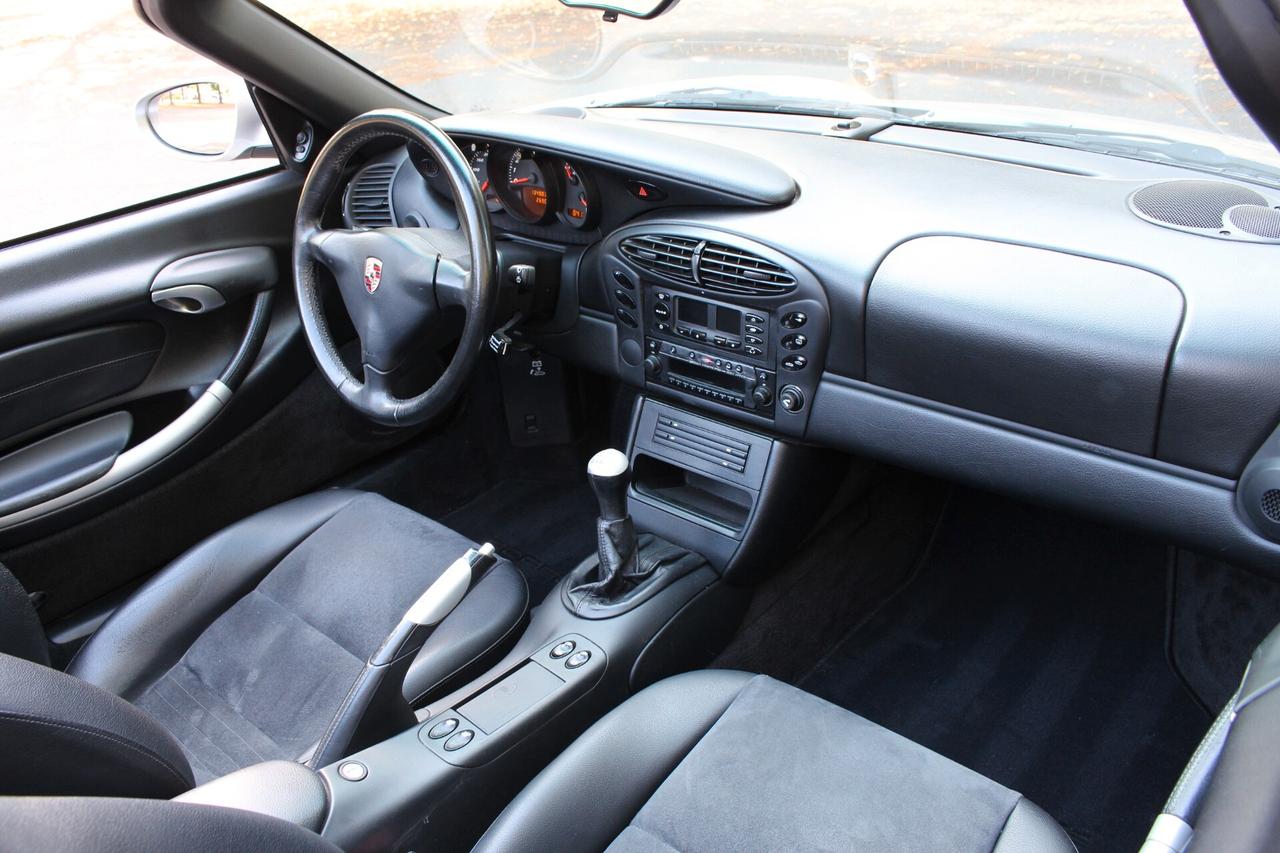 Porsche Boxster 2.7i 24V cat