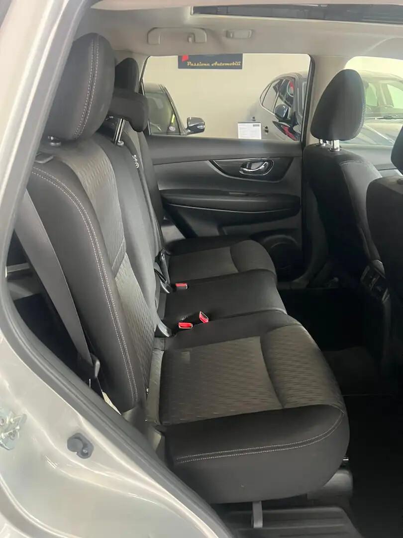 Nissan X-Trail 2.0 dCi 2WD X-Tronic N-Connecta 7 POSTI