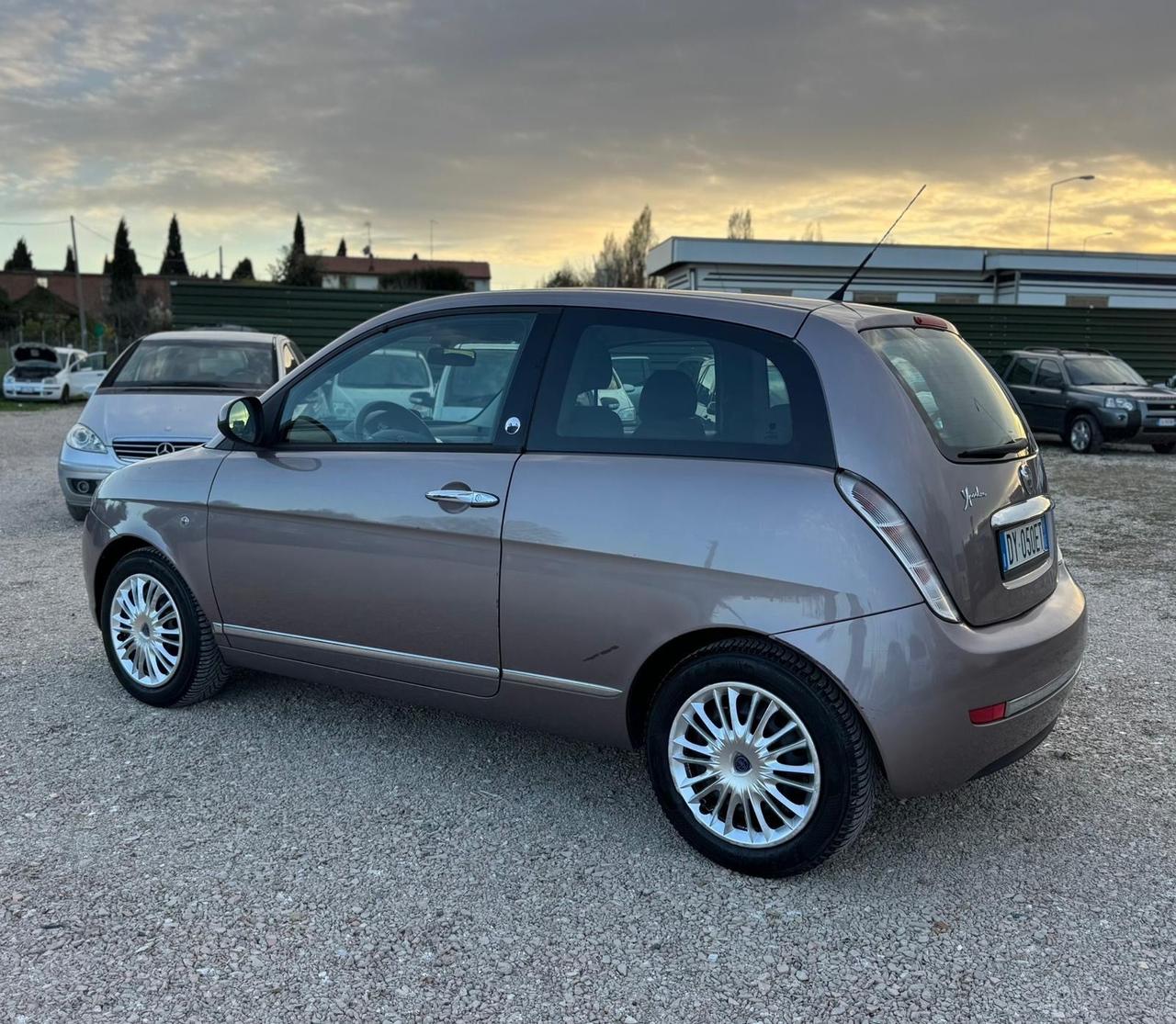 Lancia Ypsilon 1.4 Oro Ecochic GPL