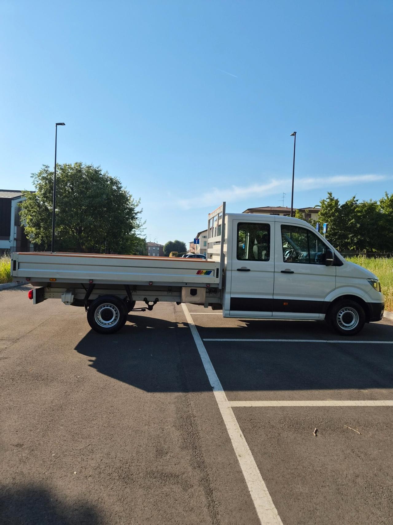 Volkswagen Crafter 35 2.0 TDI 7 POSTI CASSONE FISSO